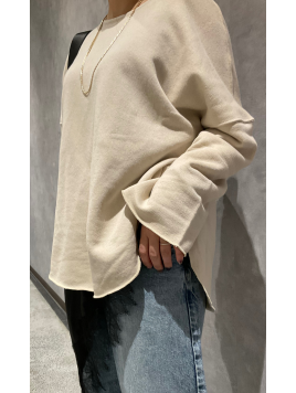 切りっぱなしデザインスウェット