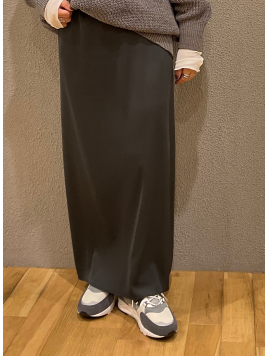 イージーリブタイトスカート