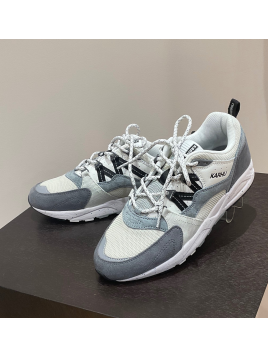 KARHU スニーカー