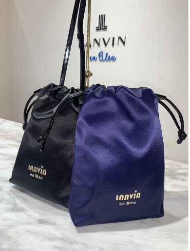 小ぶりで万能!新作バッグ🌟