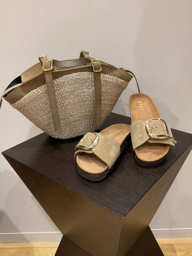 夏が楽しみな小物入荷です