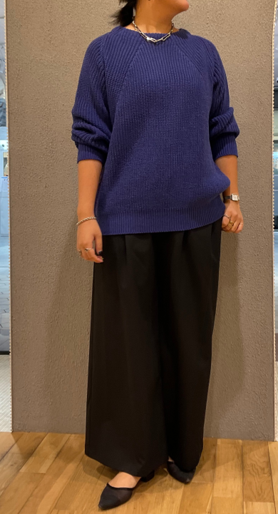 ざっくり感が女性らしいニット入荷しました☺︎