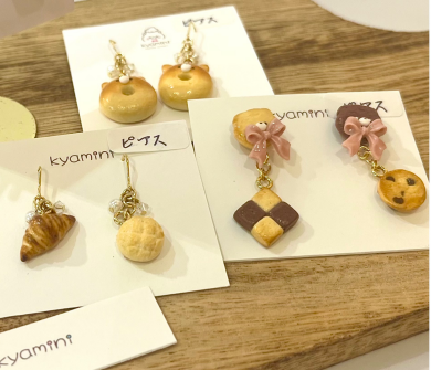 🥯期間限定ミニチュアフードアクセサリーのご紹介🍓