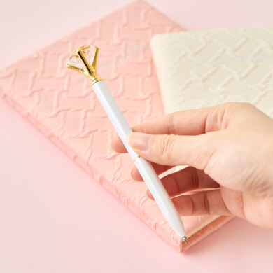 気分が華やぐボールペン✨