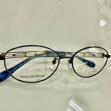 ラインアート👓