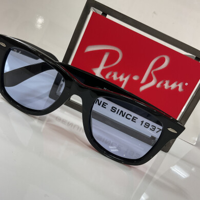Ray-Ban ｢WAYFARER｣