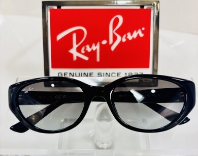 【レイバン】
