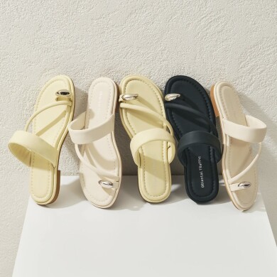 【トレンドアイテムが特別価格に!】おすすめトングサンダル🌼
