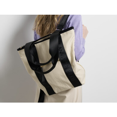 ランバンオンブルー