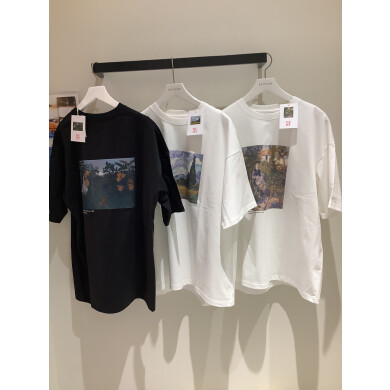 メトロポリタン美術館✖️BAYFLOWコラボTシャツ👨‍🎨