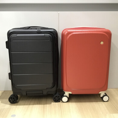 修学旅行にオススメ✨スーツケース
