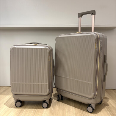 New！「Jewelna Rose  エルダートローリー」