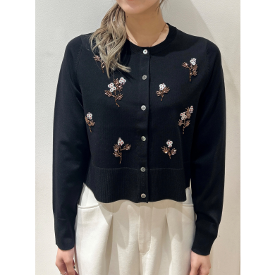 フラワービーズ刺繍アイテム💐