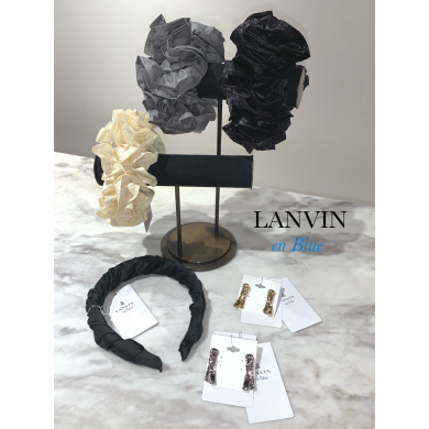 LANVIN en Bleu 新作ファッショングッズ💎