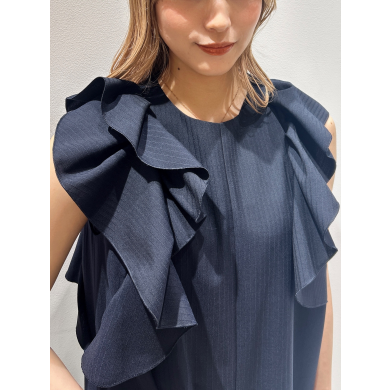 1枚で様になる主役級ドレスコンビネゾン🥻