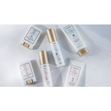 「UVケア コレクション」がひんやりクール仕様に。“モモ”＆“マリアリゲル”の香りで爽やかに登場