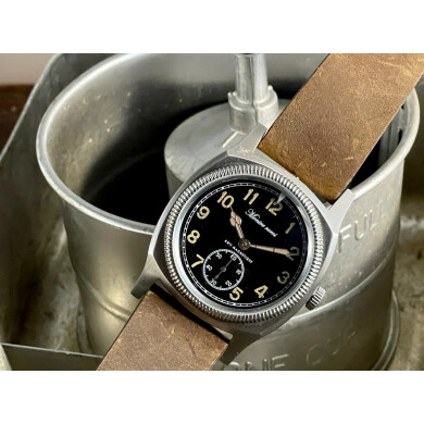 NEW BRAND【M.R.M.W.】ミリタリーウォッチ