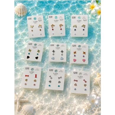 夏にピッタリカラーピアスのご紹介です☆彡