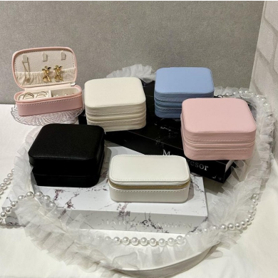 ジュエリーケース入荷のご案内💗