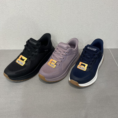 SKECHERS