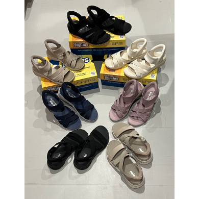 Skechers Slip-ins サンダル