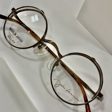 跳ね上げメガネ👓