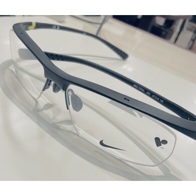 NIKE👓