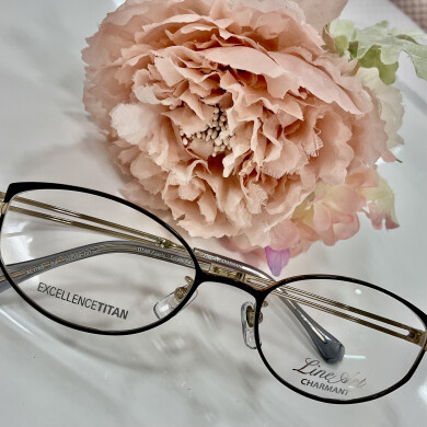 ラインアート👓