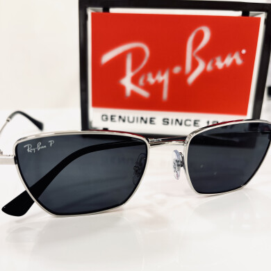【レイバンサングラス】