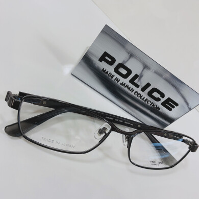 POLICE👓
