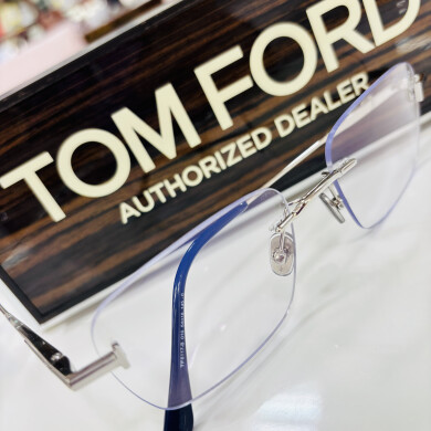 【TOM FORD】