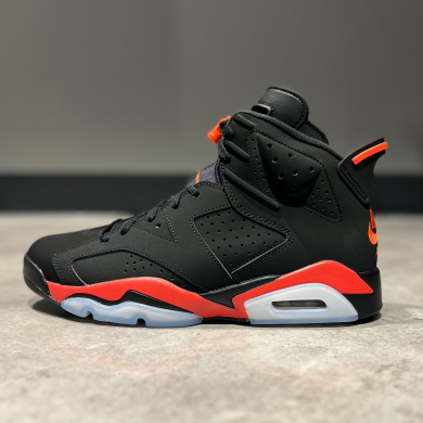 本日発売‼️AIR JORDAN 6 RETRO