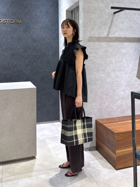 Wクロスワイドパンツ　再入荷中！！！