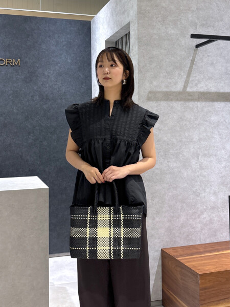 Wクロスワイドパンツ　再入荷中！！！